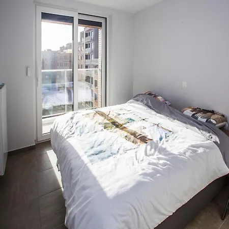 Apartment Bright Flat W Ocean Views, Cleaning Included Westende