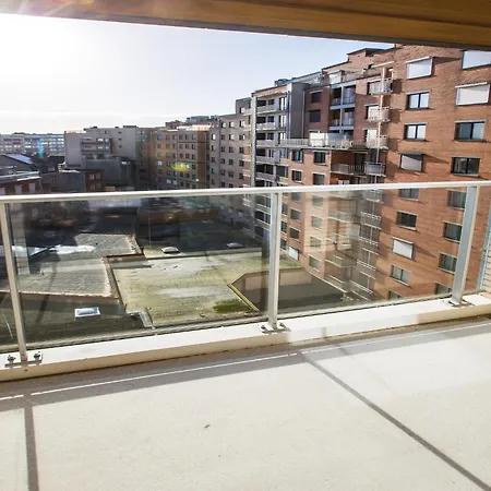 Apartment Bright Flat W Ocean Views, Cleaning Included Westende